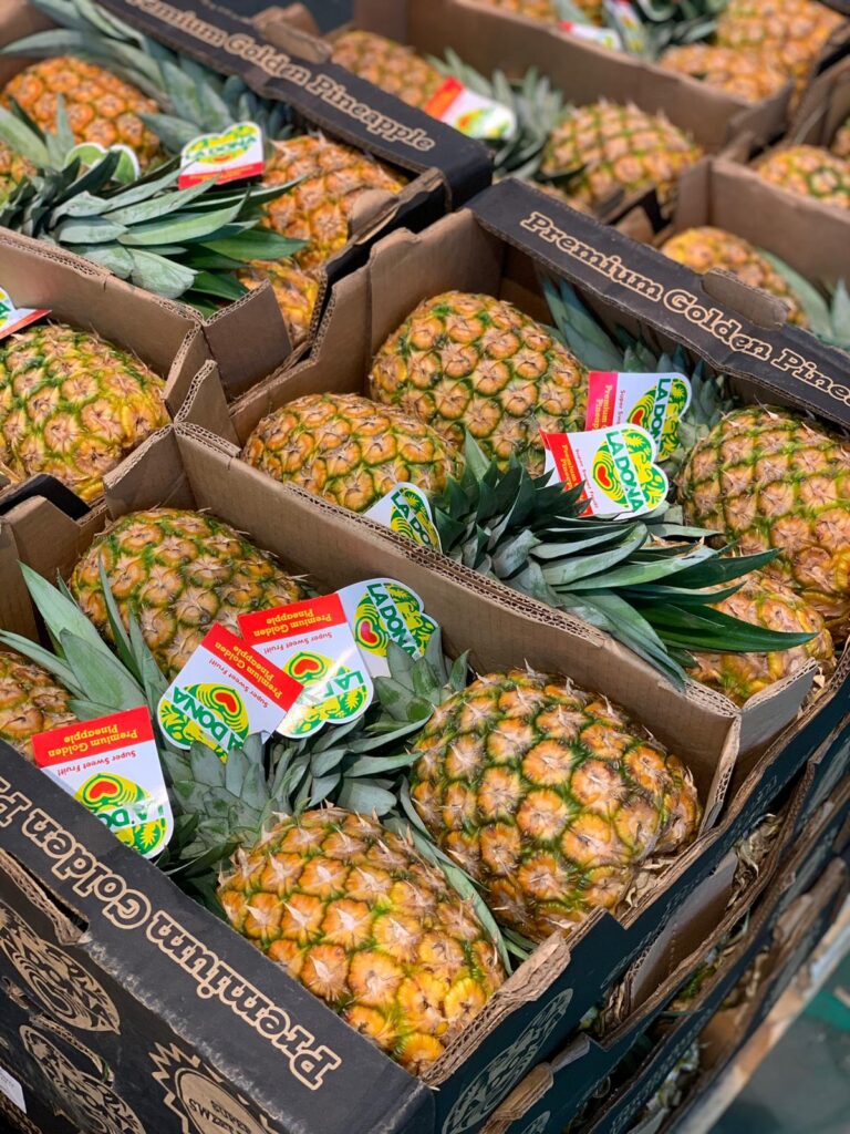 LA DONA’S PINEAPPLES IN BOXES